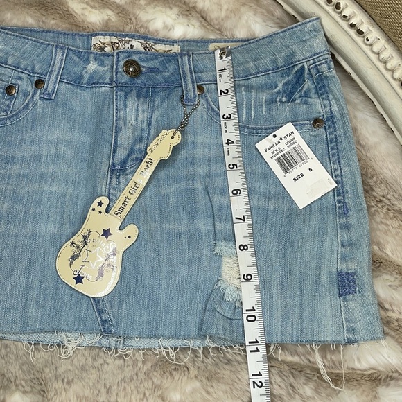 Vanilla Star Denim Skirt - Picture 4 of 5